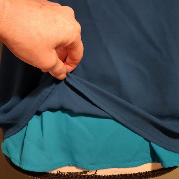 Express Reversible Blouse - Picture 3 of 7